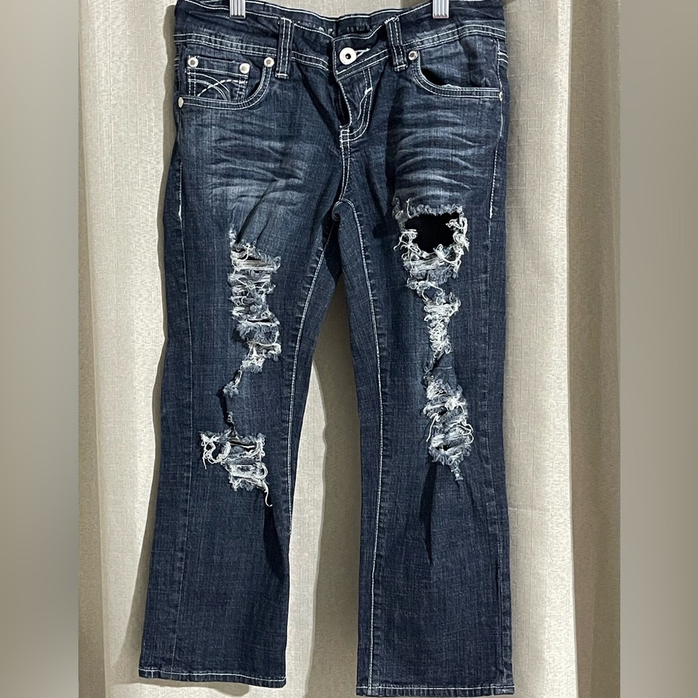 Hydraulic Capri jeans and a size 7/8, low rise